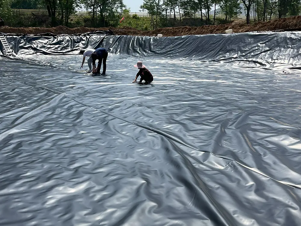 Geomembrane can adapt to uneven settlement (3).jpg